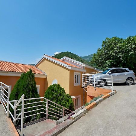 Apartments Villa Relax Petrovac Kültér fotó