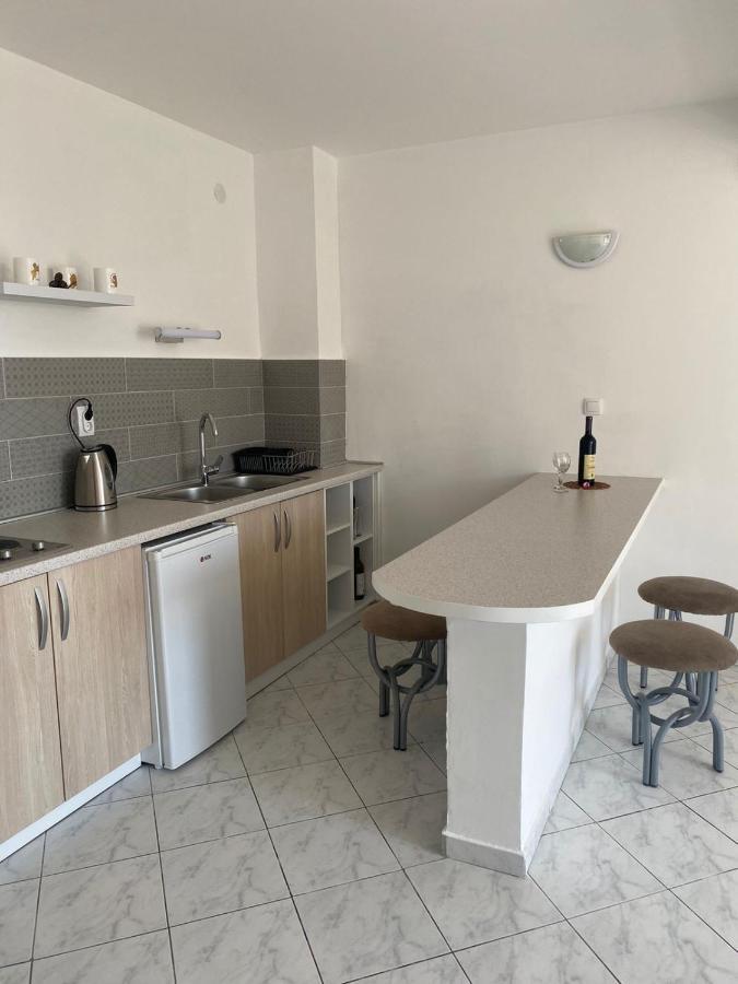 Apartments Villa Relax Petrovac Kültér fotó