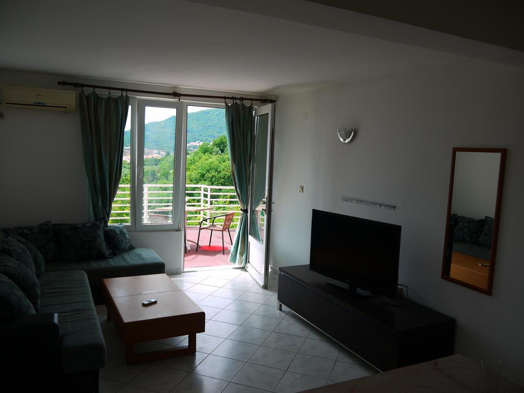 Apartments Villa Relax Petrovac Kültér fotó